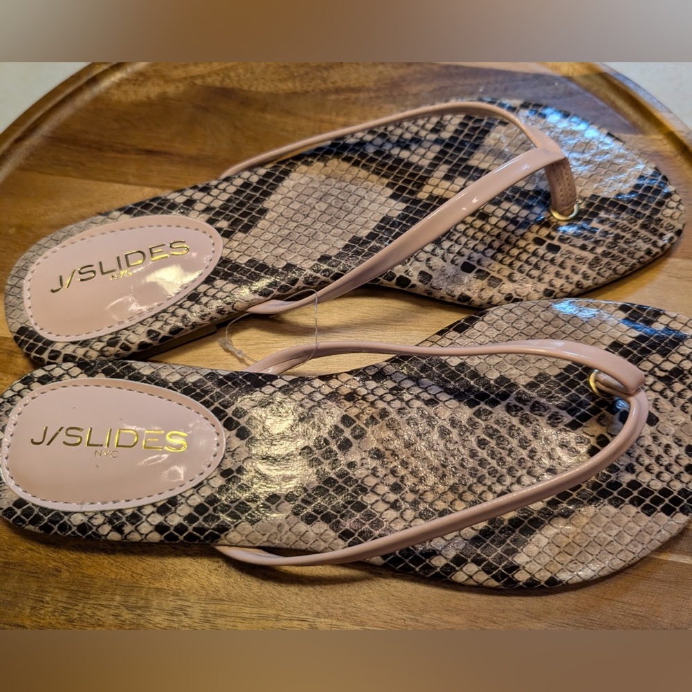 J/Slides Snakeskin print size 8 Sandals